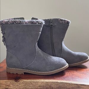 Cat & Jack Gray Ankle Boots with Knit Detail